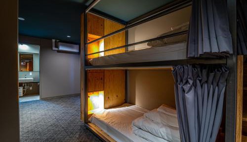 Bunk Bed in Mixed Dormitory Room