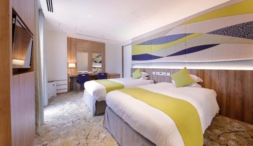 Family Deluxe Room (4 Adults) - Non-Smoking