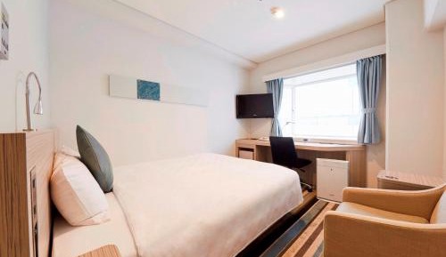 Small Double Room with Lounge Access ＆ Complimentary Light Breakfast - Non-Smoking