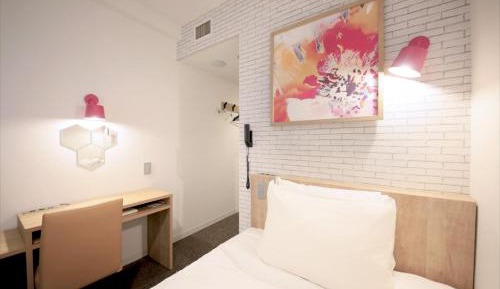 Designer Moderate Double Room with Small Double Bed - Non-Smoking