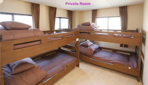 Quadruple Room with Private Bathroom