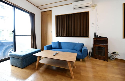 Nakakasai House | Largo
