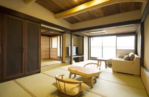 Gora House | Gora Hanaougi Madoka No Mori