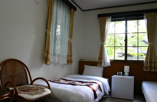 Yamanakako House | Pension Marie