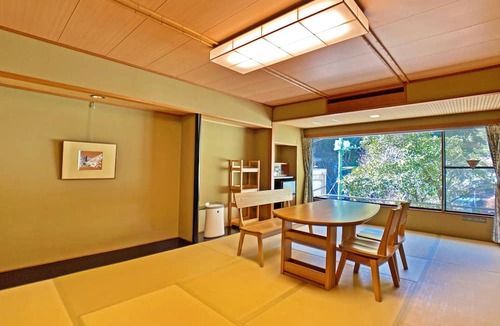 Izu Nagaoka Onsen House | Yoritomonoyu Honjin