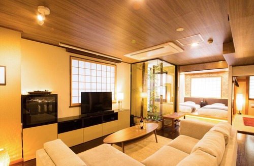 Dotonbori House | KONJAKUSO Osaka Dotonbori "YORIAI" Penthouse Stay