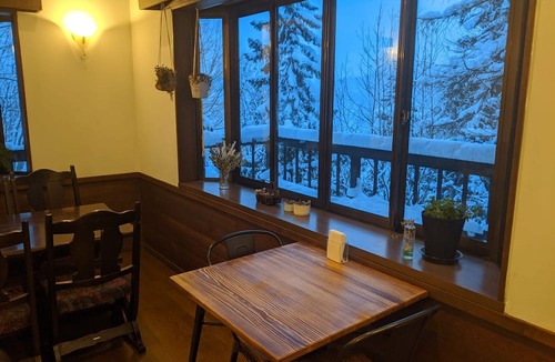 Shinano Cabin | White Tree Lodge