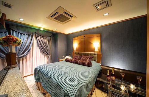 Nishishinsaibashi Hotel | Rose Lips Shinsaibashi - Adults Only