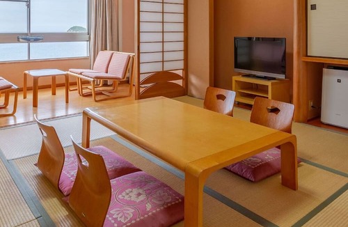 Sanuki Hotel | Jakomaru Park Tsuda