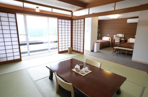 Kagamino House | Komeyaclub Okutsu