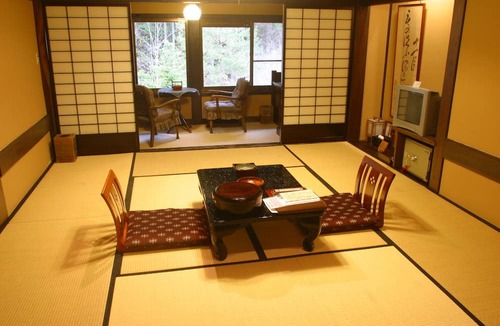 Hitoegane House | Yumoto Chouza