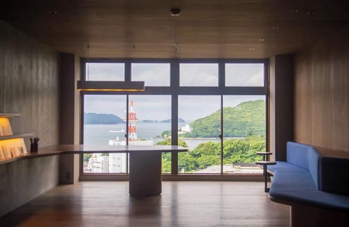 Toba House | Senpokaku