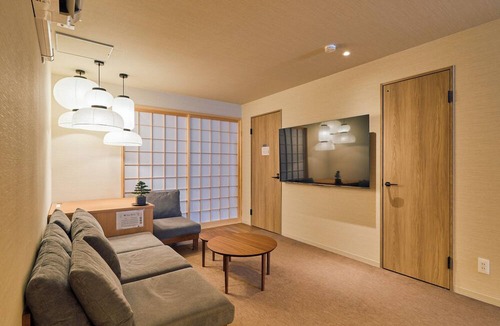 Nishinari House | KONJAKUSO OSAKA TSUTENKAKU MUSHIBUROYA