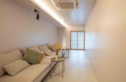 Osaki Apartment | KUTSUROGI SAUNA and STAY