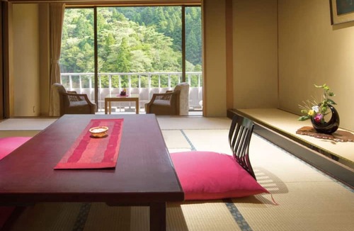 Komono Hotel | Irodori Koyo
