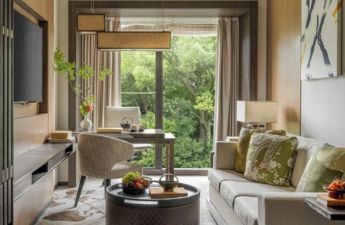 Higashiyama Hotel | Four Seasons Hotel Kyoto