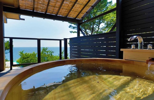 Hedamura House | Hotel Isaba