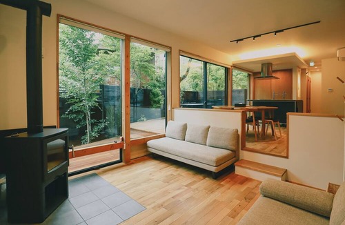 Kirizumi Onsen Villa | KARUIZAWA FOREST SEASONS