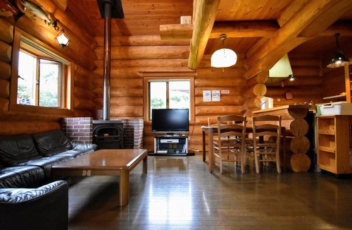 Azumino Cottage | Canadian Log Cottage TAKITARO