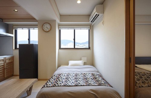 Kamininomiyacho Apartment | 4F | Riverside Suite Near Kyoto Sta. | Wood Bath | Family & Small Group welcome