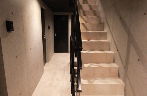 Nishi-Shinjuku Apartment | LA202 東京・新宿の快適なお部屋！どこへ行くにもアクセスしやすく、とても便利な立地です。