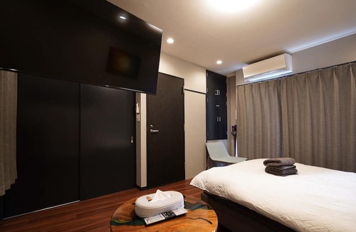 Hiroo Apartment | Penthouse 1-bedroom flat in Hiroo Shibuya