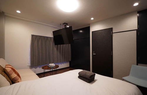 Hiroo Apartment | Penthouse 1-bedroom flat in Hiroo Shibuya