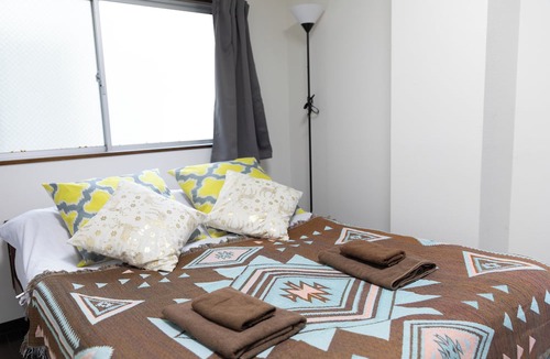 Nishi-Shinjuku Apartment | 5 min. walk from Nishi-Shinjuku 5-chome Station & Table bed & 20 sq.m. with veranda
