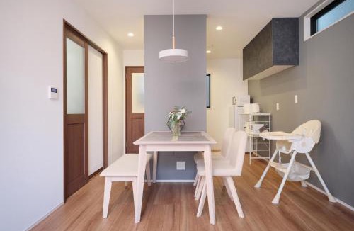 Higashinari Apartment | 12時までゆっくり滞在 彩りステイ大今里 難波へのアクセス便利