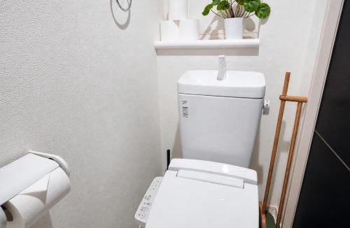 Ota Apartment | Japandi Studios near Haneda 8 min to Heiwajima Station