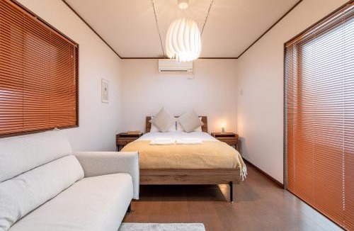Minami House | New! Ni 91 House 難波徒歩圏 心斎橋電車2分 日本橋駅徒歩6分 4LDK一棟貸切 最大10名