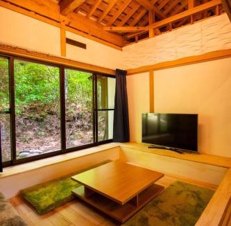 Azumino Apartment | 貸切温泉とガレージのある 安曇野の一棟貸しヴィラ