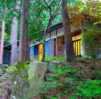 Azumino Apartment | 貸切温泉とガレージのある 安曇野の一棟貸しヴィラ