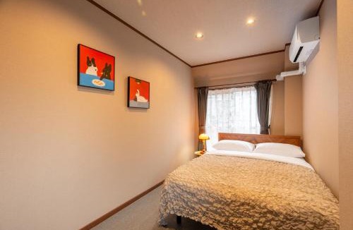 Kameari House | 3 Bedrooms House for 6, Limousine bus to Haneda Airport, Direct bus to Disney, 2-minute walk to the station, 2 toilets, Netflix