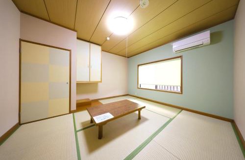 Mikata-gun Hotel | GATE80香住 無人宿 完全セルフ 予約メッセージ欄確認要す スマートロック 暗証番号チェックイン 素泊まり専門 アメニティ持参で格安滞在 セコム24h監視 駐車場10台