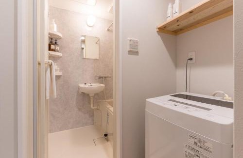 Nishiyodogawa-ku Apartment | 3min Walk to Himejima Up to 16 Guests