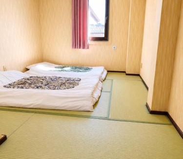 Isawa Onsen Hotel | 旅館 いさわ和み宿 Retro Tatami Ryokan in Yamanashi