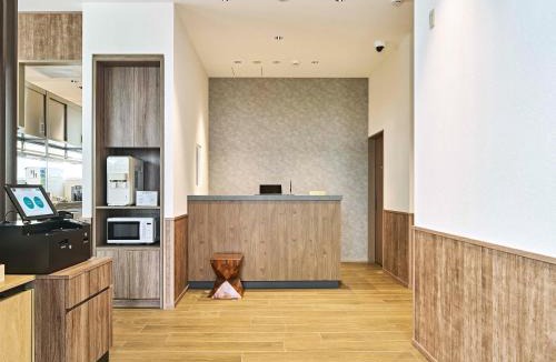 Nishishinbashi Hotel | TORANOMONHOLIC Hotel