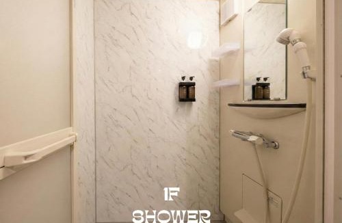 Adachi Villa | MEME Villa 5BR - 3 Separate Toilets & 3 Showers - 10Gbps Wifi