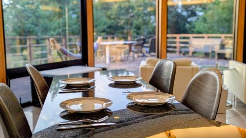 Miyota Villa | Owners Hill B25