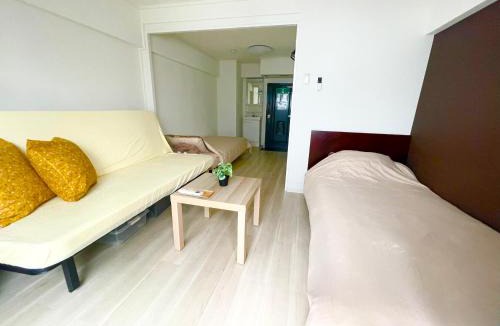 Shin-Osaka Apartment | 新大阪202 ワンちゃんといっしょにご宿泊可能 最大5名宿泊可能アクセス抜群ワンルーム