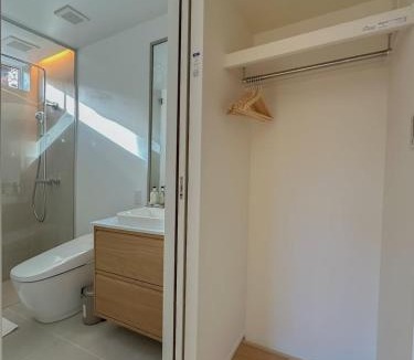 Hokujo Ski Chalet | Chalet Hikaru - A Light-Filled Luxury Retreat 4BR