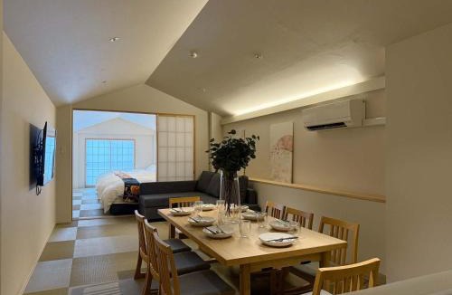 Hatsukaichi Apartment | b hotel Miyajima Omotesando - Sacred Island Stay 31