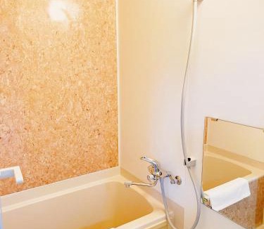 Yushima Apartment | Ueno Tokyo Central Stay Sleeps 4 3 Min to Okachimachi Station Near Ameyoko 10 Min to Ueno Station