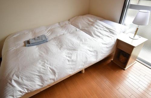 Ageo Apartment | Long-term stays welcome! FREE Parking & bicycle Entirely private rental townhouse for up to 5 people, 17 minutes walk from station, 45 minutes direct to Tokyo