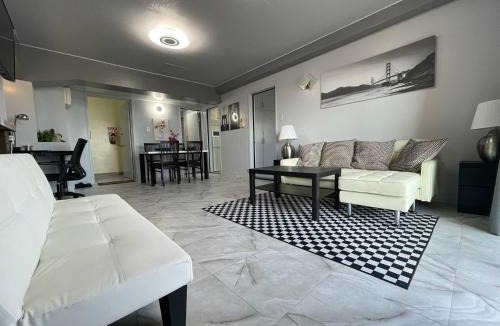 Chuo Ward Apartment | Sea View Court Kobe