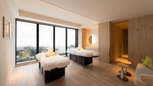 Yokohama City Centre Hotel | InterContinental Yokohama Pier 8 by IHG