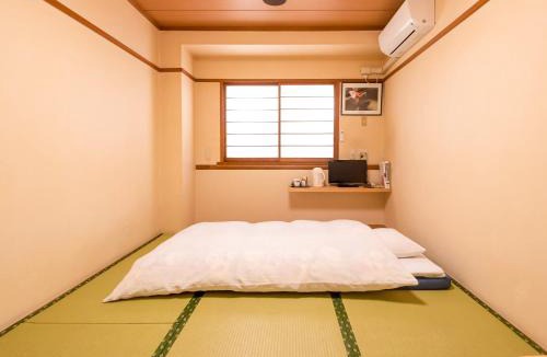 Iriya Hotel | Sakura Ryokan Asakusa Iriya