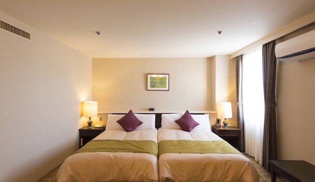 Sky Hotel Uozu