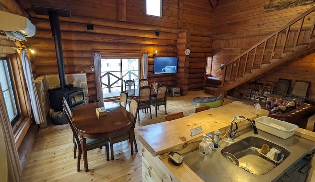 Log cabin rental & Finland Sauna Step House